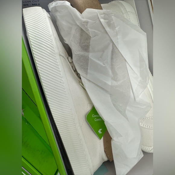 Cariuma OCA Sneakers Womens Size 8 Men’s 6.5  Off White Low Canvas Shoes . NIB - Picture 4 of 10